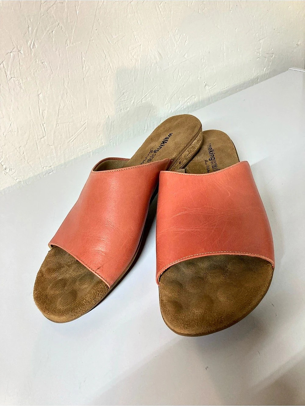 Walking Cradles Leather Upper Dust Rose Slide Sandals Size 11M Small Ink Spot